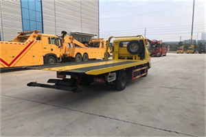 云阳非事故拖车